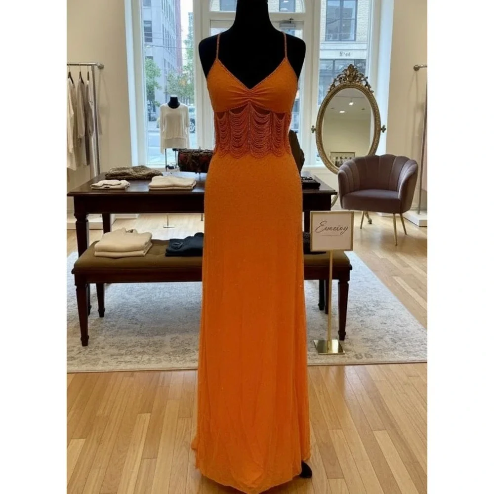 Dress‎ beautiful hand, beaded Attitudes by Debra